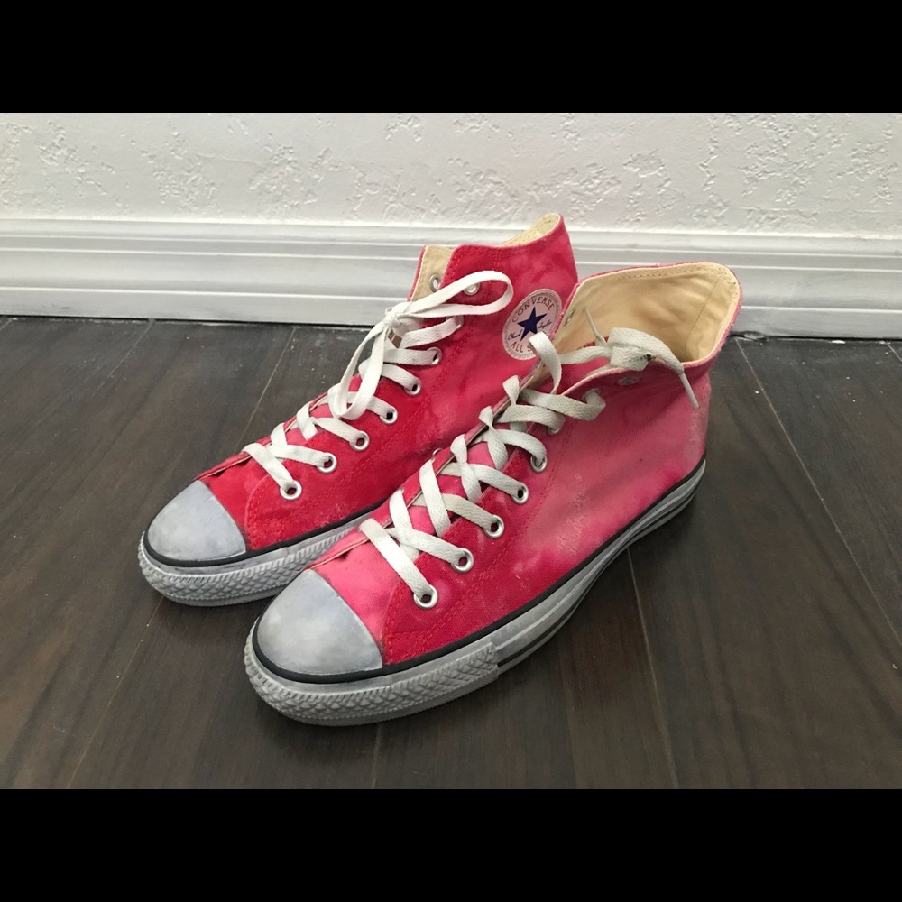 VINTAGE RED CONVERSE SIZE 9.5